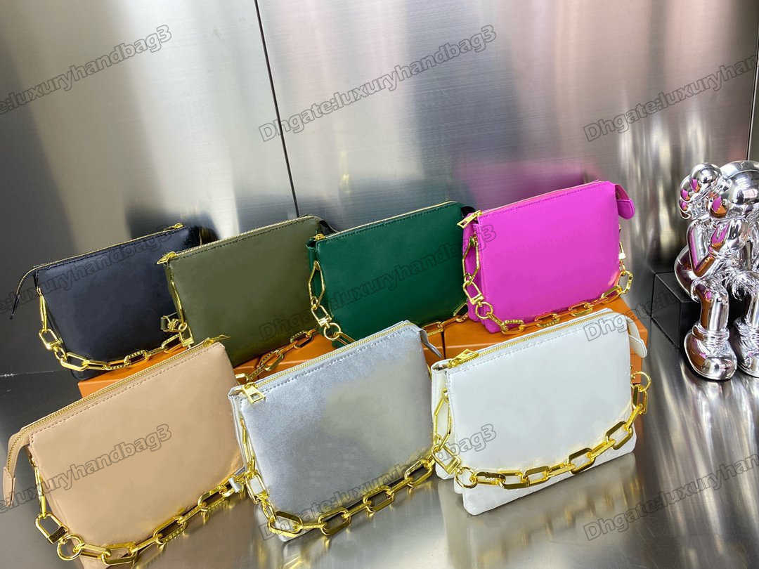 COUSSIN BB Leather Shoulder Bag M59396 M59389 Chunky Golden Chain Handle Bag Embossed Monograms Handbag Designer Spring-Summer 2022 Women, Color 1#
COUSSIN BB Leather Shoulder Bag M59396 M59389 Chunky Golden Chain Handle Bag Embossed Monograms Handbag Designer Spring-Summer 2022 Women, Color 1#