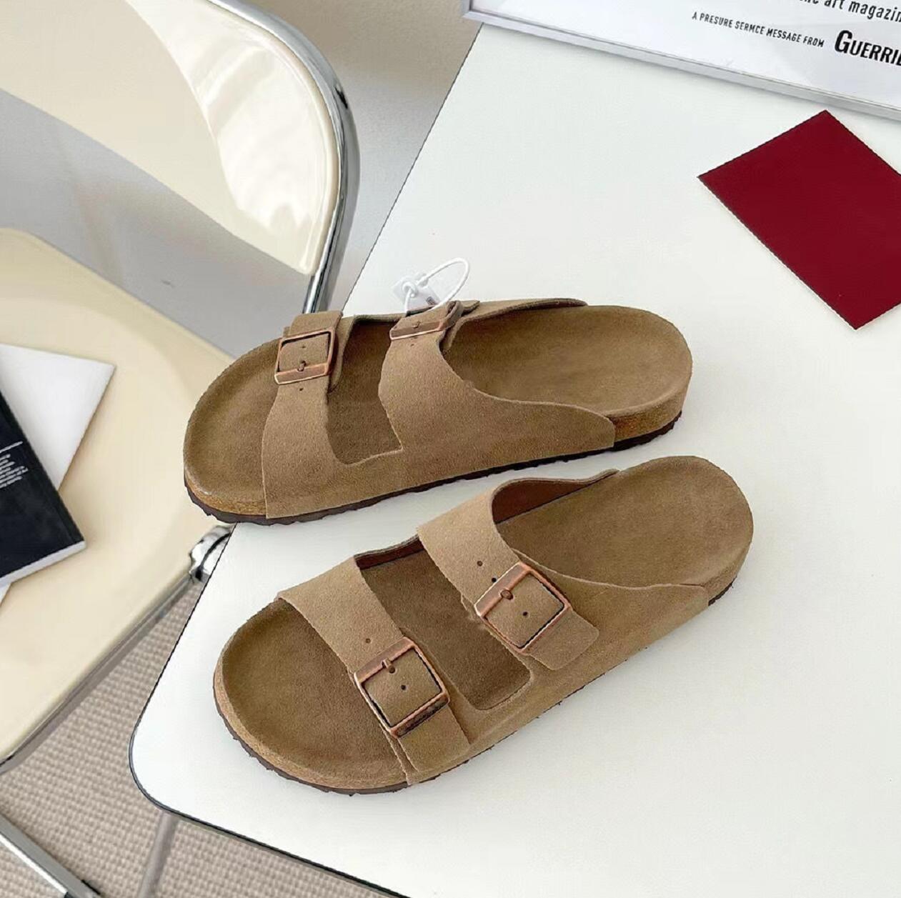 Unisex Leisure Slipper Summer Outdoor Flat Bottom Sandals Designer Men Women Slippers Top Quality Leather Luxury Retro Fashion Beach Couples Sandal, Not for individual sale
Unisex Leisure Slipper Summer Outdoor Flat Bottom Sandals Designer Men Women Slippers Top Quality Leather Luxury Retro Fashion Beach Couples Sandal, Not for individual sale