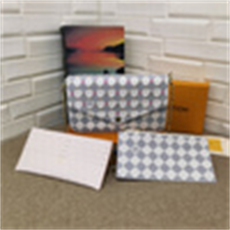 Luxury design Clutchs M64616 men women's wallet POCHETTE VOYAGE Real Leather VERTICAL BRAZZA Purse NEWSPAPER Clutch ZIPPY Zipper Vertical Wallet Pouches handbag, Picture show
Luxury design Clutchs M64616 men women's wallet POCHETTE VOYAGE Real Leather VERTICAL BRAZZA Purse NEWSPAPER Clutch ZIPPY Zipper Vertical Wallet Pouches handbag, Picture show