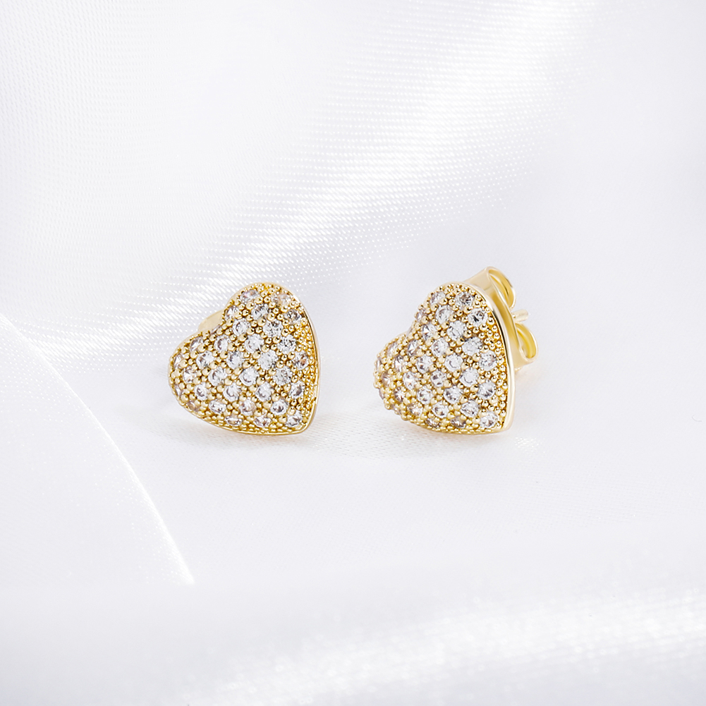 New in Cute Bling Heart Stud Earrings for Women and Men High Quality 18K Gold Plated with Iced Out CZ Stone Cubic Zirconia Earring Studs Hip Hop Fashi