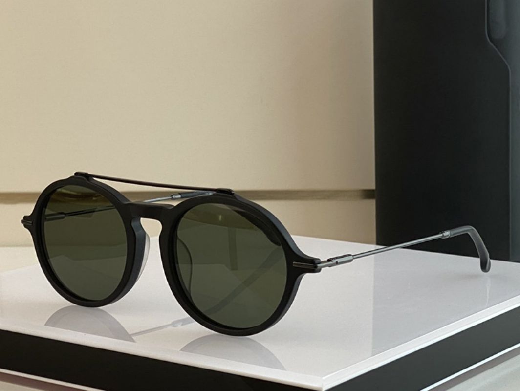 Men Designer Sunglasses Women Fashion Round Frame Exquisite Plank Premium Texture Gold Polished Arms British Vintage Style Lightweight Comfortable Showing Charm
Men Designer Sunglasses Women Fashion Round Frame Exquisite Plank Premium Texture Gold Polished Arms British Vintage Style Lightweight Comfortable Showing Charm