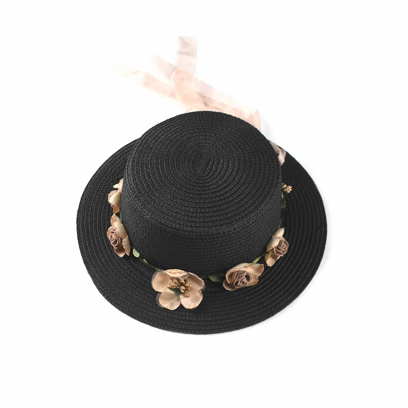 Summer New Garland Straw Hats Ladies Short Brimmed Beach Hat Outdoor Travel Sunshade Top Caps