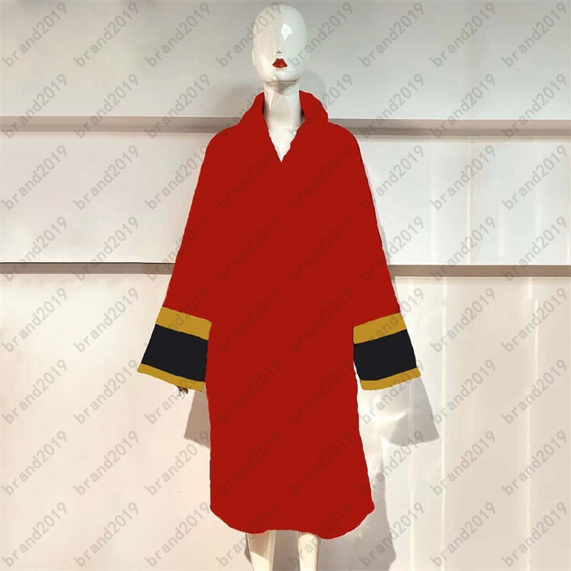 5A top quality Bath robes Supplies luxury Women Men Bathrobe Italy USA populars Designer lovers printing Bath Robe
5A top quality Bath robes Supplies luxury Women Men Bathrobe Italy USA populars Designer lovers printing Bath Robe