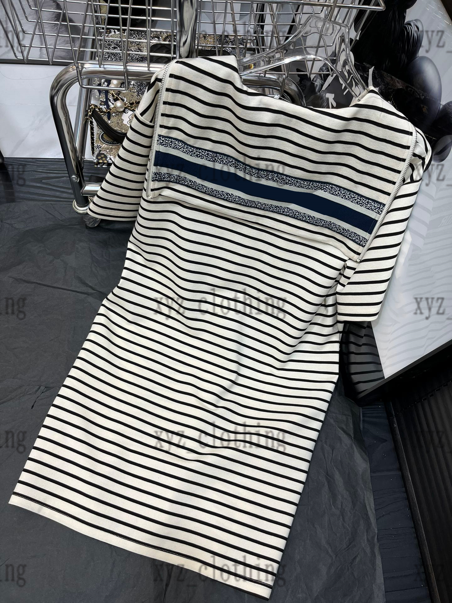 2022ss summer classic stripe casual dresses womens hooded t shirts dress women sports skirts embroidery bee dress shawl logo navy style skirt, 01