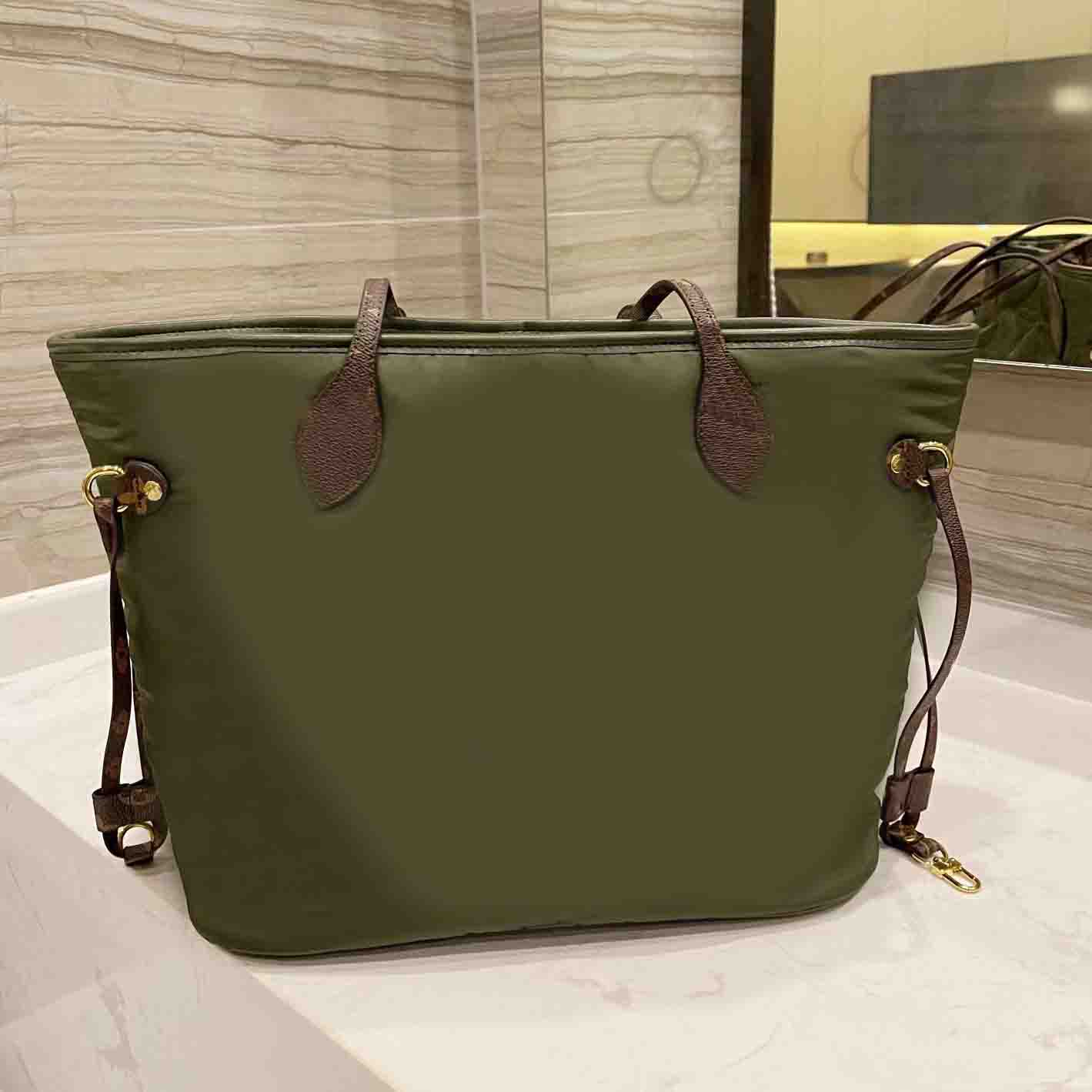 shopping bag shoulder Bags Luxurys Top designers Ladies high Quality 2021 Women handbag Fashion clutch handbags mother cossbody, Picture color with logo 32*28 cm
shopping bag shoulder Bags Luxurys Top designers Ladies high Quality 2021 Women handbag Fashion clutch handbags mother cossbody, Picture color with logo 32*28 cm