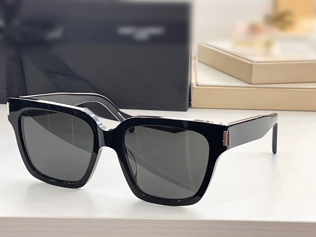 Sunglasses For Men Women Summer SL 507 Style Anti-Ultraviolet Retro Plate Plank Full Frame Fashion Glasses Random Box
Sunglasses For Men Women Summer SL 507 Style Anti-Ultraviolet Retro Plate Plank Full Frame Fashion Glasses Random Box