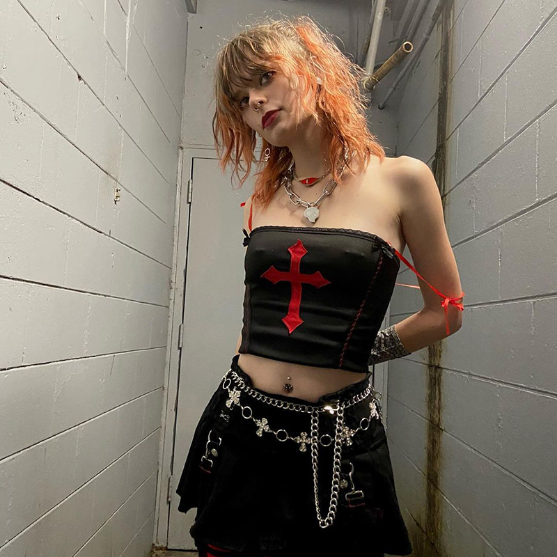 InsDoit Vintage Cross Gothic Sexy Summer Top Women Black Harajuku Streetwear Corset Camis Sleeveless Bandage Grunge Crop Tops 220316