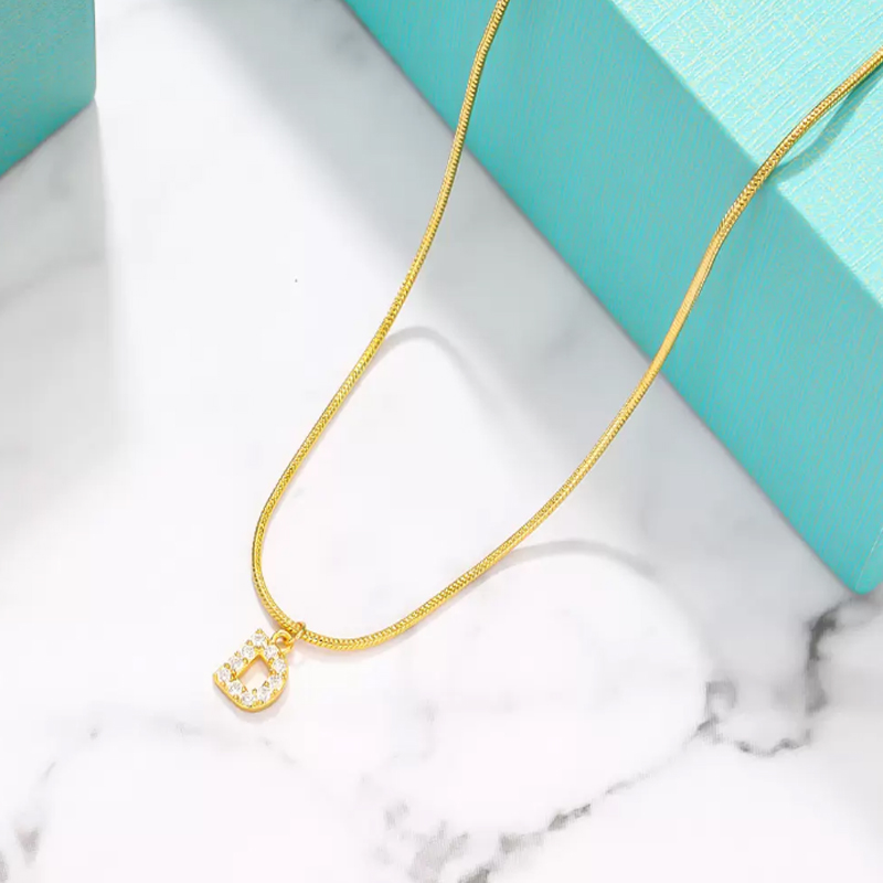 Inlaid Zircon Alphabet Initials Pendant Necklace Ladies Gold Chain Cute Charm Collier Alphabet Necklace Jewelry Friend Gift