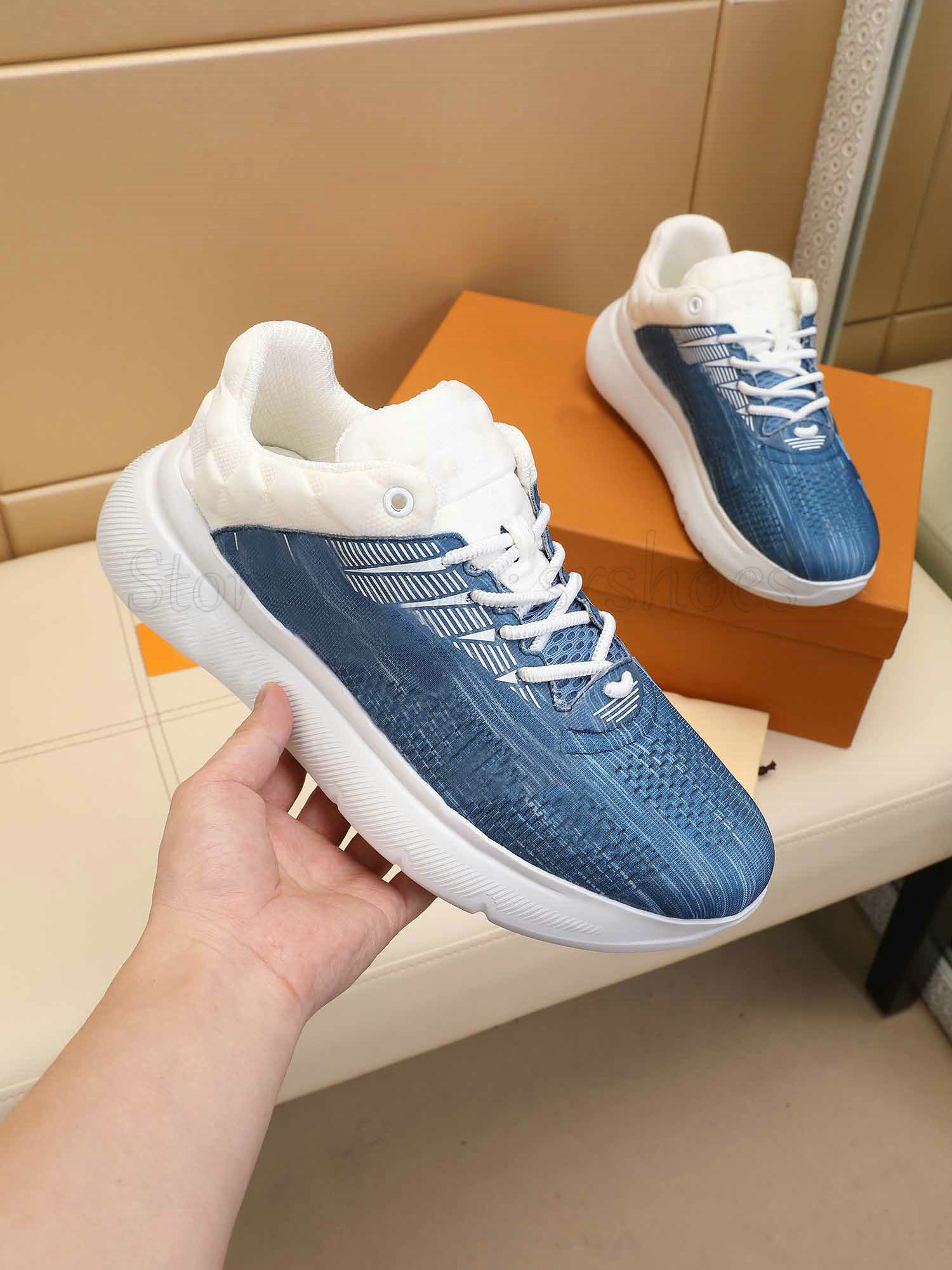 NEW Mens Damiers Casual Shoes Soft Monograms Flowers Knitted Sneakers Black White Blue Designer Breathable Running Shoes, Customize
NEW Mens Damiers Casual Shoes Soft Monograms Flowers Knitted Sneakers Black White Blue Designer Breathable Running Shoes, Customize