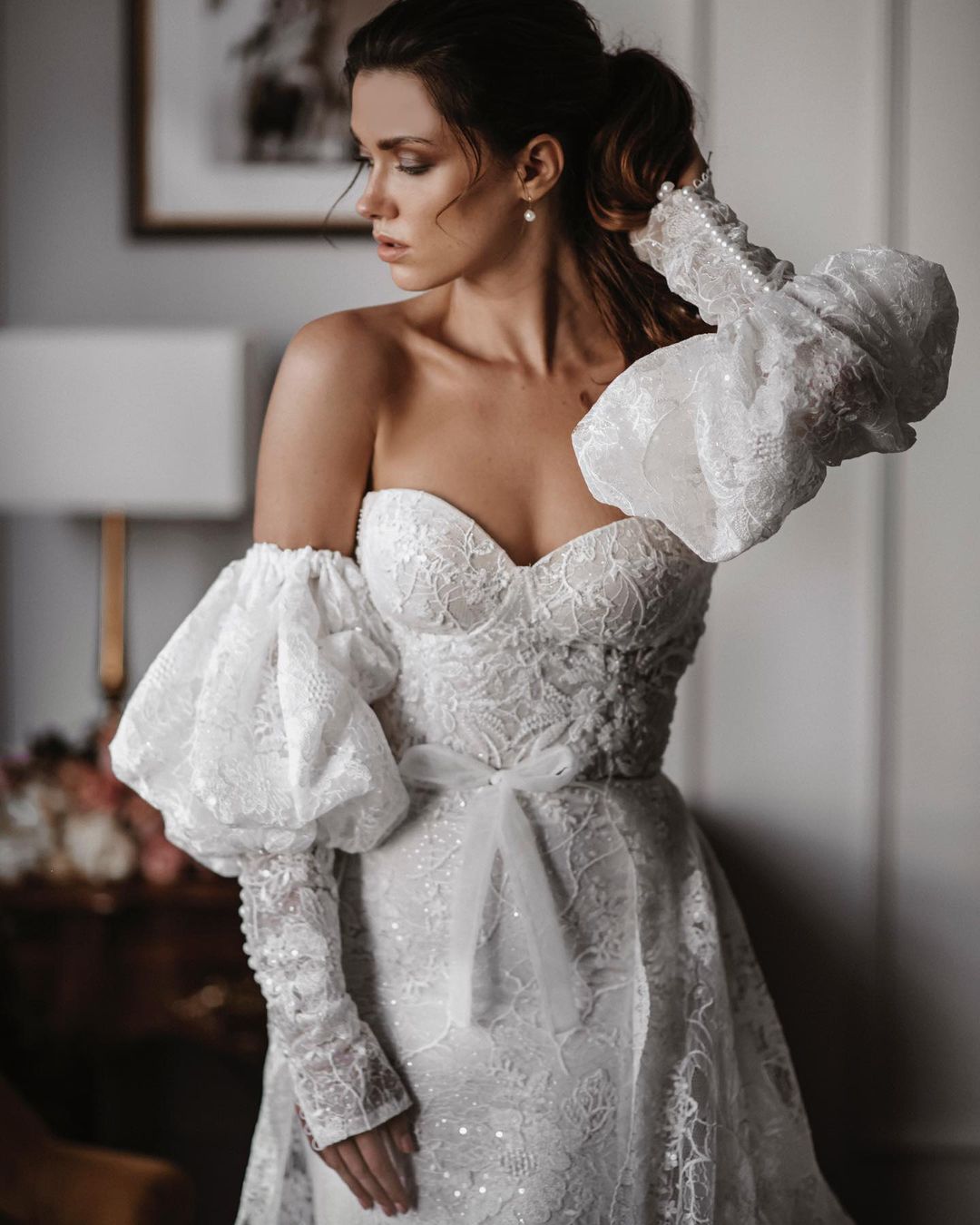 Sexy Mermaid Wedding Dresses Long Sleeve Appliques Sequins Beads Strapless With Detachable Train Lace Illusion Custom Made Bridal Dresses Robe De Mari