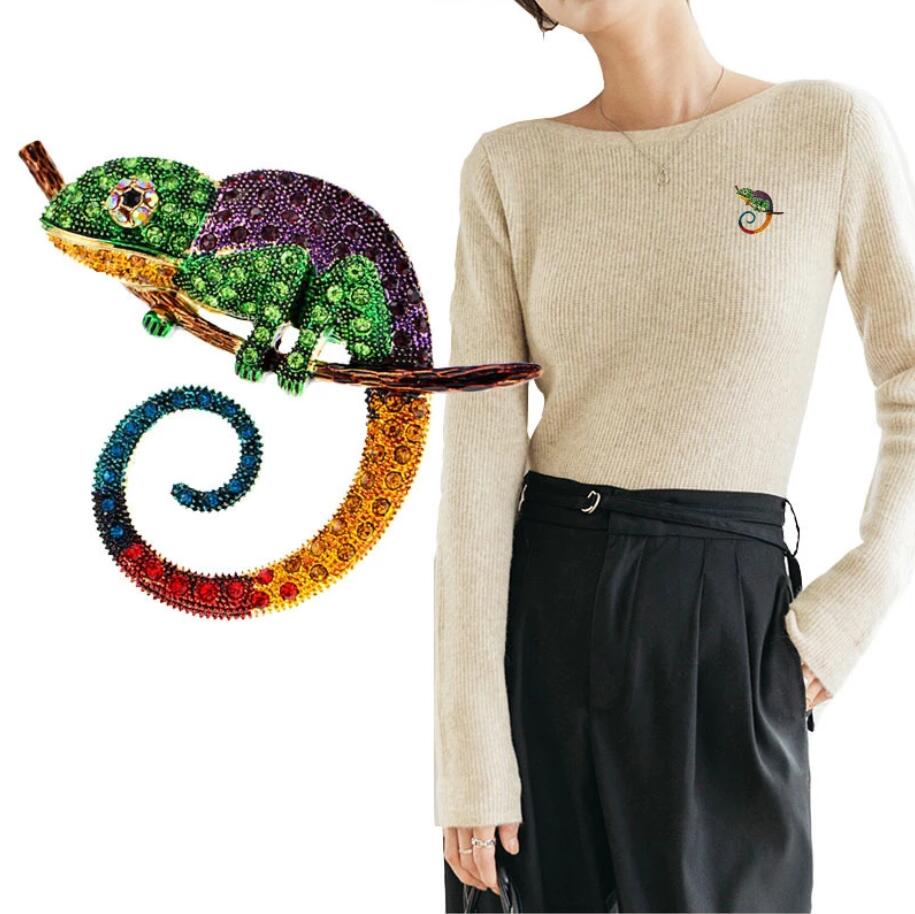 Large Lizard Chameleon Brooch Animal Coat Pin Rhinestone Fashion Jewelry Enamel Accessories Ornaments 3 Colors Choose
Large Lizard Chameleon Brooch Animal Coat Pin Rhinestone Fashion Jewelry Enamel Accessories Ornaments 3 Colors Choose