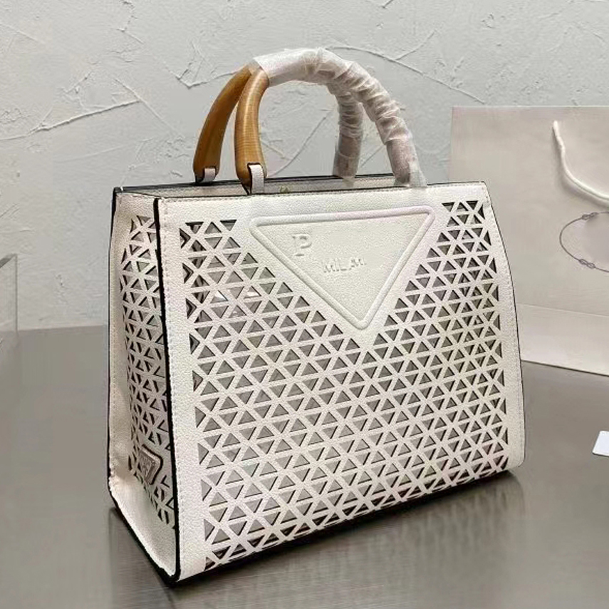 designer bag Classic handbag For Limited beach bags 2022 Leather Handbags Top quality Armpit Ladies Shoulder Baguette Multi-Color Fashion Wholesale 02, #3 30cm
designer bag Classic handbag For Limited beach bags 2022 Leather Handbags Top quality Armpit Ladies Shoulder Baguette Multi-Color Fashion Wholesale 02, #3 30cm