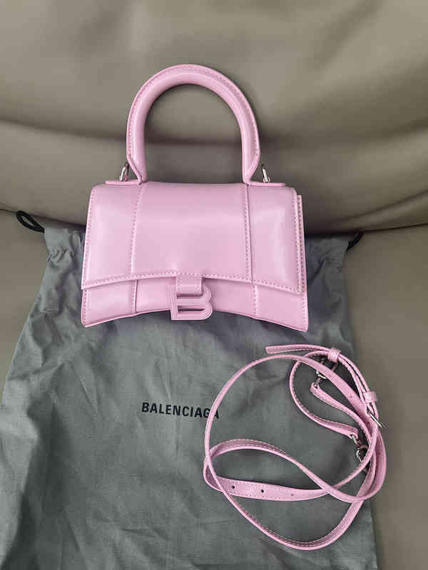 Balenciga Designer Handbag Pink Mini Women's Hourglass Single Shoulder Diagonal Span Bag Crossbody
Balenciga Designer Handbag Pink Mini Women's Hourglass Single Shoulder Diagonal Span Bag Crossbody