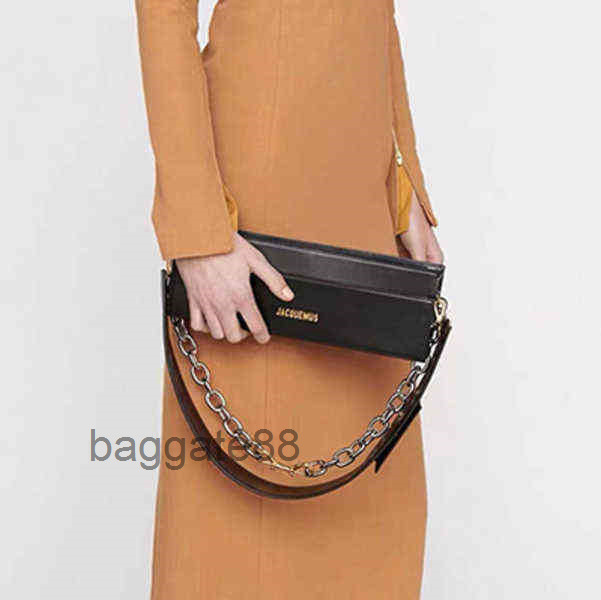 Classic lady fashion desiner handbags ladies Jacquemes bags European and Niche Chain Club Bag Show Style Armpit Rectangular One Shoulder Handbag YUOL, Bundles
Classic lady fashion desiner handbags ladies Jacquemes bags European and Niche Chain Club Bag Show Style Armpit Rectangular One Shoulder Handbag YUOL, Bundles