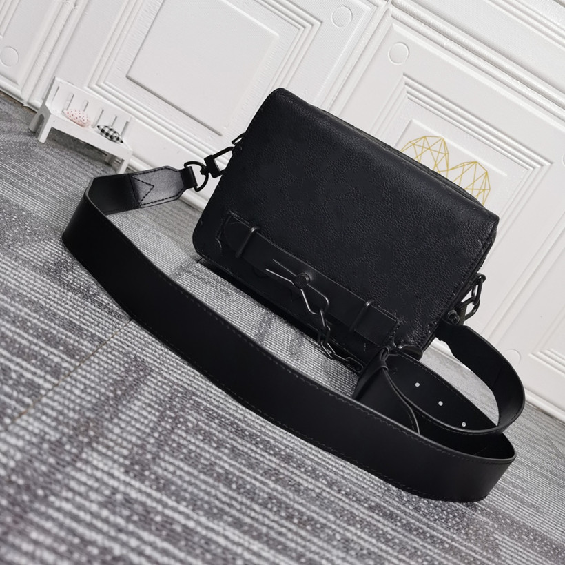 Steamer Messenger Backpacks Bag Classic Eclipse Canvas Genuine Leather Shoulder Bags Embossing Printed Mens Designer Travel Luggage Satchel Purse Fashion Totes, Add extra shipping
Steamer Messenger Backpacks Bag Classic Eclipse Canvas Genuine Leather Shoulder Bags Embossing Printed Mens Designer Travel Luggage Satchel Purse Fashion Totes, Add extra shipping