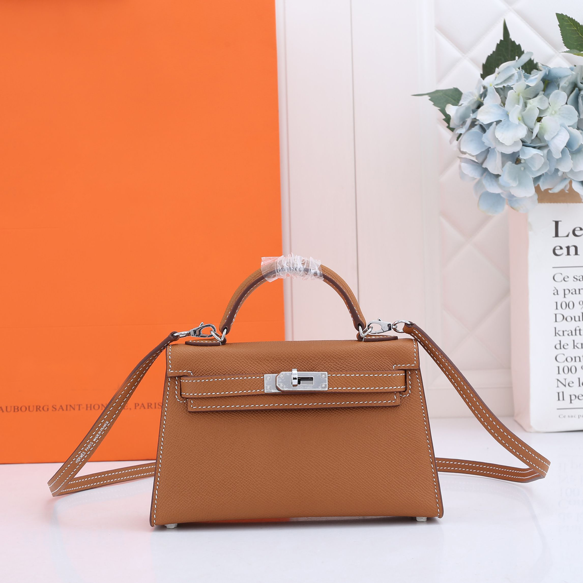 9A Luxury Designer Bags Epsom Real Leather Totes Handmade Wax String Boutique Handbag, Yellow
9A Luxury Designer Bags Epsom Real Leather Totes Handmade Wax String Boutique Handbag, Yellow