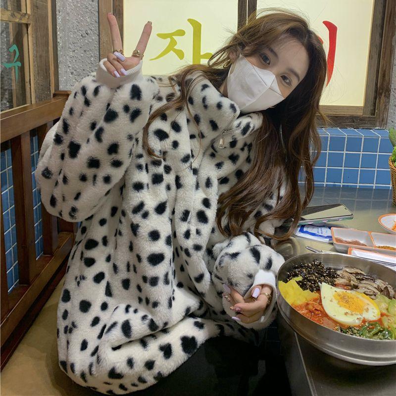 Women's Jackets Autumn Korean Female Leopard Fleece Women Casual Zip Up Ladies Fluffy Warm Coat OutwearWomen's, White 
Women's Jackets Autumn Korean Female Leopard Fleece Women Casual Zip Up Ladies Fluffy Warm Coat OutwearWomen's, White