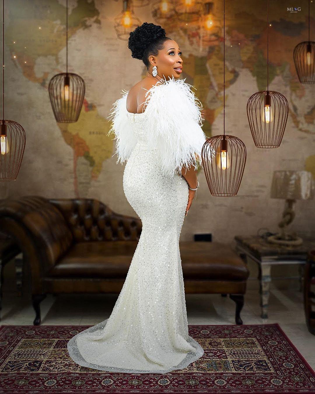 Plus Size Arabic Aso Ebi White Mermaid Sparkly Prom Dresses Feather Sexy Evening Formal Party Second Reception Birthday Engagement Gowns Dress