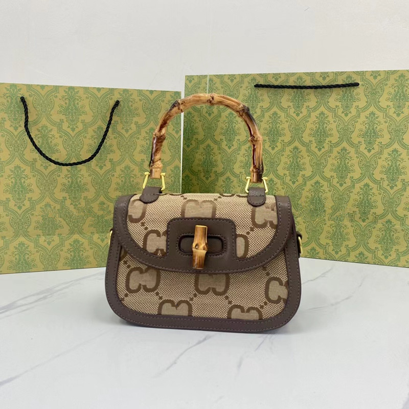 Designer Handbag Women Shoulder Bag Bamboo handle Crossbody Messnger Purses Fashion Tote Bags Handbags three colors Factory Wholesales Purse Lady Shopping Pocket, Red
Designer Handbag Women Shoulder Bag Bamboo handle Crossbody Messnger Purses Fashion Tote Bags Handbags three colors Factory Wholesales Purse Lady Shopping Pocket, Red