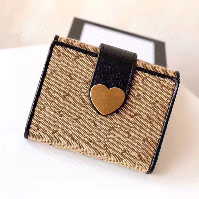 Cute Metal Love Buckle Wallets Double Letters Woven Money Clips Women Mini Leather Wallet Clutches With Box
Cute Metal Love Buckle Wallets Double Letters Woven Money Clips Women Mini Leather Wallet Clutches With Box