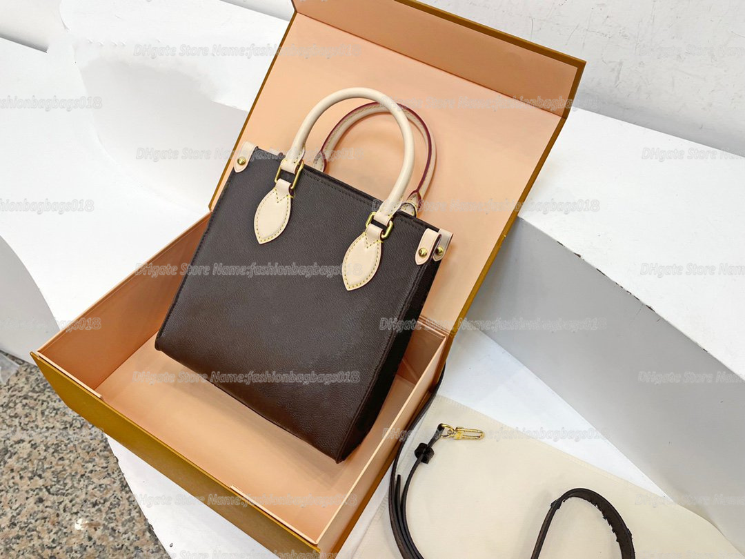 Sac Plat BB Designer Totes Bag Briefcase Classic Monograms Pattern Canvas Designers Luxurys Handbag Shoulder Bags Cross Body
Sac Plat BB Designer Totes Bag Briefcase Classic Monograms Pattern Canvas Designers Luxurys Handbag Shoulder Bags Cross Body