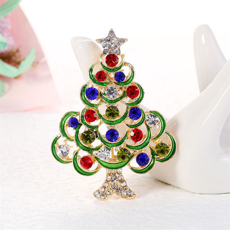 European Full Diamond Christmas Tree Brooch Pins Unisex Alloy Color Sweater Clothes Corsage Badge Festival Gift Cowboy Skirt Suit Backpack Clothing Accessories
European Full Diamond Christmas Tree Brooch Pins Unisex Alloy Color Sweater Clothes Corsage Badge Festival Gift Cowboy Skirt Suit Backpack Clothing Accessories
