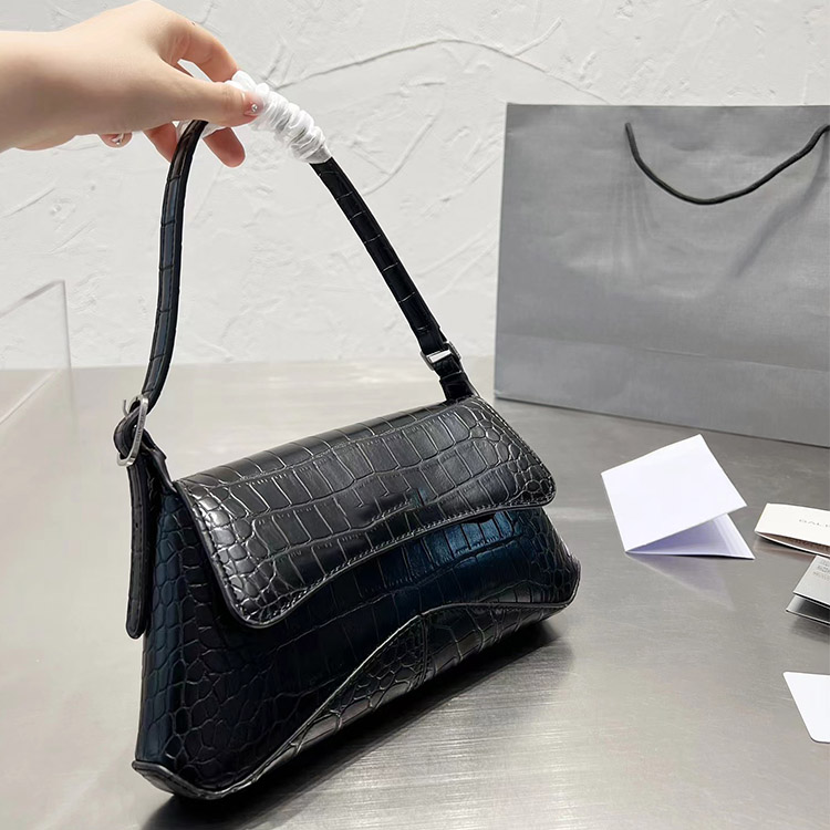 Girls shoulder bag Designer Baguette bags Lady classic Totes Silver B Stone pattern five colors, White-silver b
Girls shoulder bag Designer Baguette bags Lady classic Totes Silver B Stone pattern five colors, White-silver b