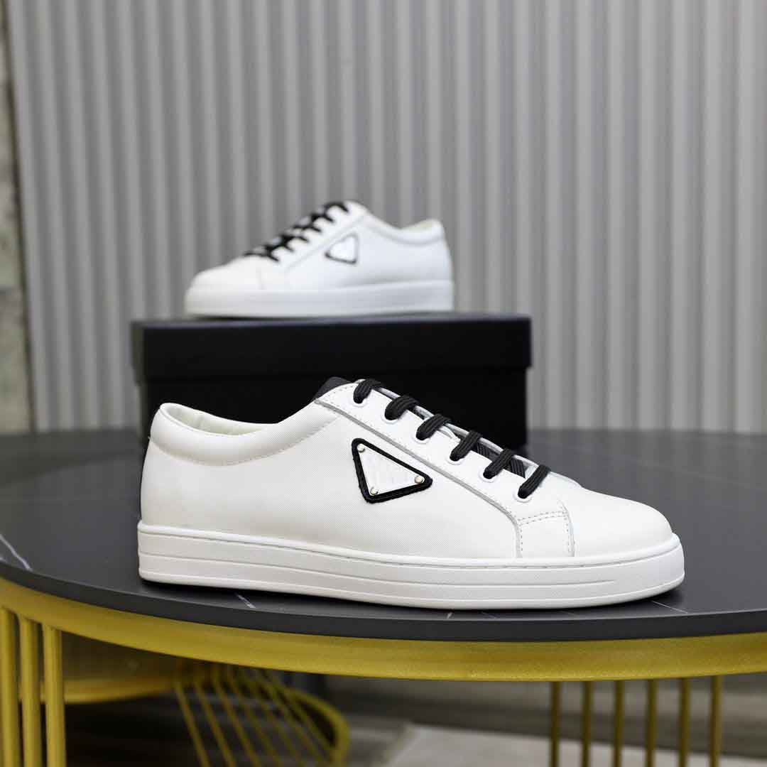 Popular Brands White Black Brushed Leather Sneakers Shoes For Men Lace Up Skateboard Walking Top Quality Comfort Walking EU38-45.BOX
Popular Brands White Black Brushed Leather Sneakers Shoes For Men Lace Up Skateboard Walking Top Quality Comfort Walking EU38-45.BOX