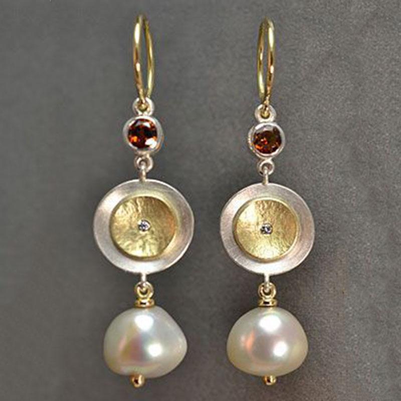Dangle & Chandelier Wholesale Fashion Gold Disc Imitation Pearl Long Earrings Ladies Korean Style Red Rhinestone Drop Earring For WomenDangl
Dangle & Chandelier Wholesale Fashion Gold Disc Imitation Pearl Long Earrings Ladies Korean Style Red Rhinestone Drop Earring For WomenDangl