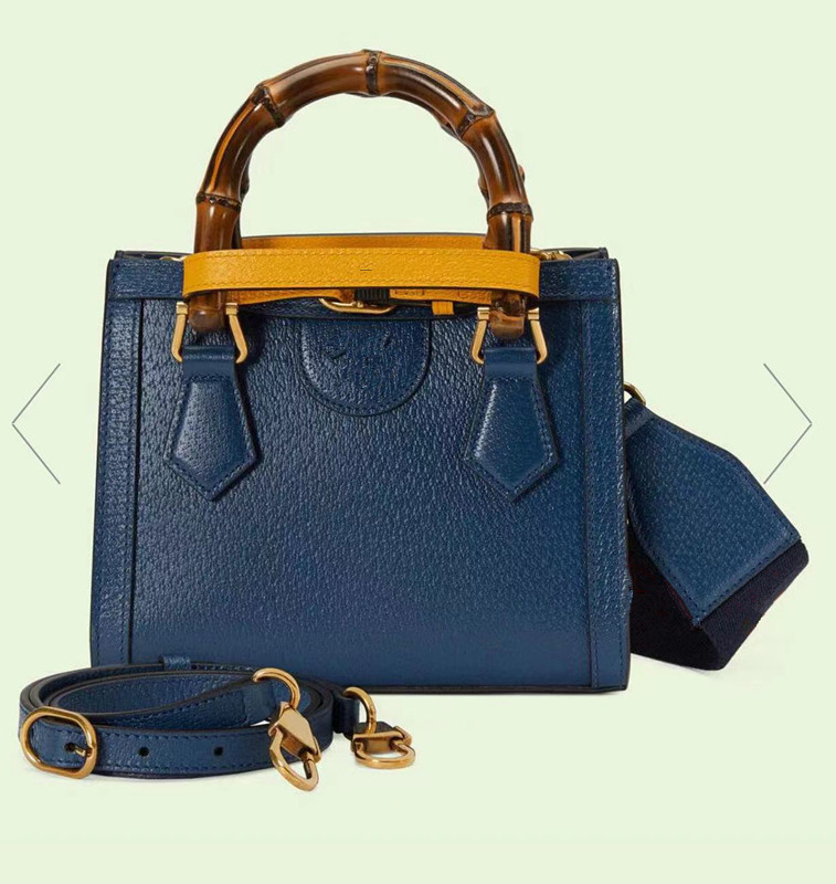 5A Top Quality Designer Shoulder Bags Ladies Chain Bag Crossbody Messenger Handbag Women Heart Shape Leather Tote Bag Wallet, Sky blue
5A Top Quality Designer Shoulder Bags Ladies Chain Bag Crossbody Messenger Handbag Women Heart Shape Leather Tote Bag Wallet, Sky blue