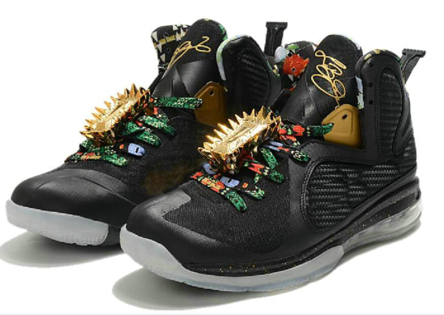2022 Mens James LeBrons 9 IX Freegums basketball shoes Gang James 8s sneakers tennis Black Space Jam Empire Jade Red Blue Orange Graffiti Multi Color A31
2022 Mens James LeBrons 9 IX Freegums basketball shoes Gang James 8s sneakers tennis Black Space Jam Empire Jade Red Blue Orange Graffiti Multi Color A31