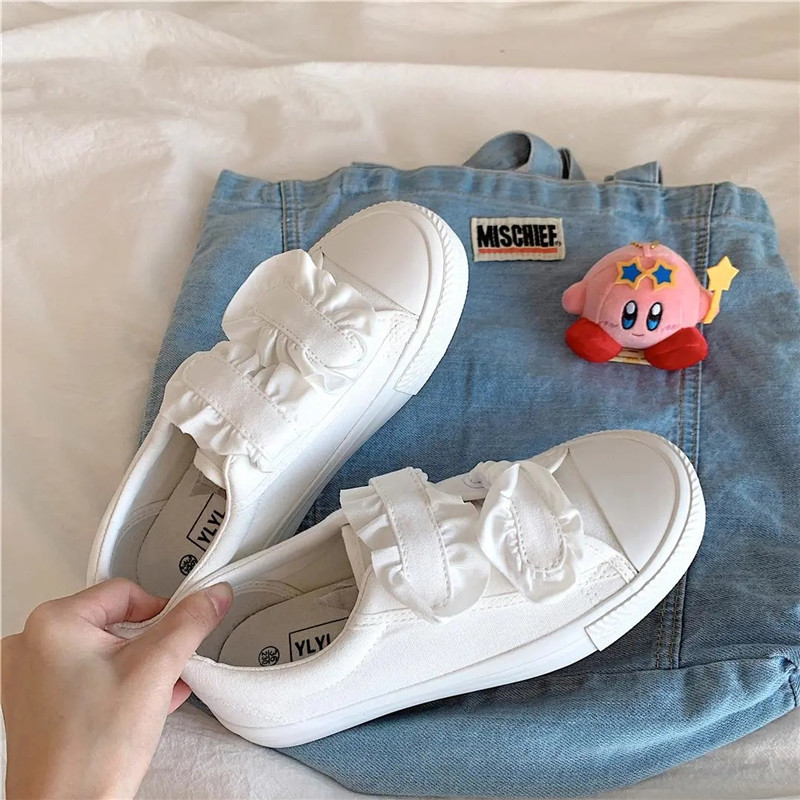 Cute Ruffle Lace Lolita White Canvas Shoes Women Fashion Designer Platform Sneakers Casual Basic Flats Mary Jane Zapatos Chic 0613
Cute Ruffle Lace Lolita White Canvas Shoes Women Fashion Designer Platform Sneakers Casual Basic Flats Mary Jane Zapatos Chic 0613