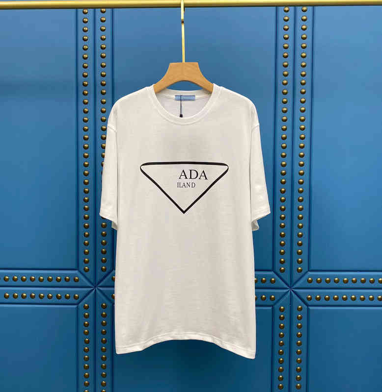 European and American high-quality 2022 new pra cotton T-shirt triangle logo letter printing short-sleeved men' and women' loose simple sports bottoming shirt, White
European and American high-quality 2022 new pra cotton T-shirt triangle logo letter printing short-sleeved men' and women' loose simple sports bottoming shirt, White