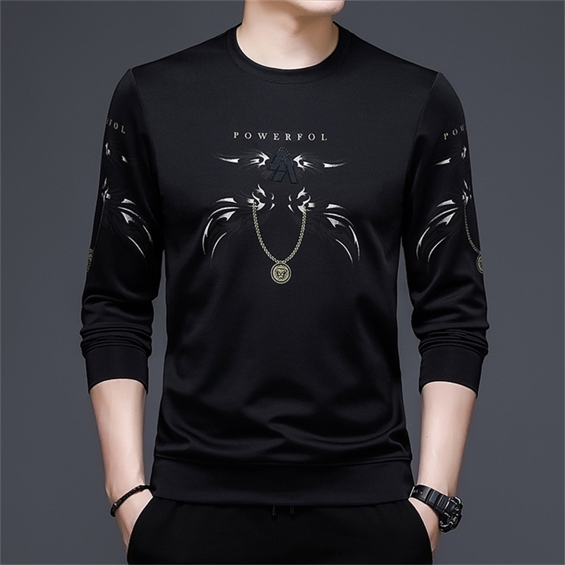 BROWON Fashion Black T Shirt Men Autumn Long Tops Long Sleeve T Shirt Mens Casual Regular Fit O-neck Men Clothing 220407
BROWON Fashion Black T Shirt Men Autumn Long Tops Long Sleeve T Shirt Mens Casual Regular Fit O-neck Men Clothing 220407