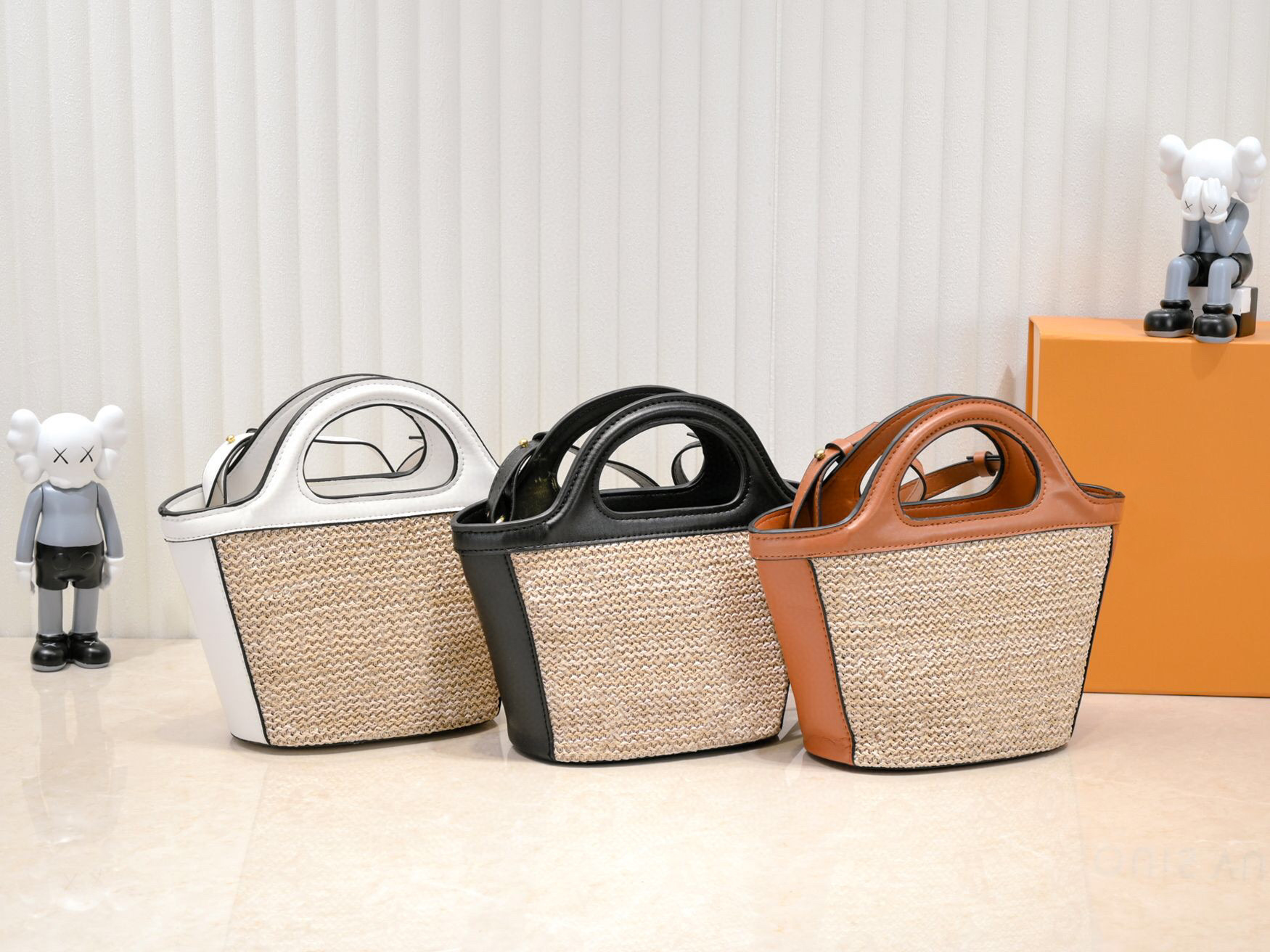 L 2022 Classic Fashion Shoulder Messenger bag New brighten up your spring Vegetable basket handbag, Shopping bag
L 2022 Classic Fashion Shoulder Messenger bag New brighten up your spring Vegetable basket handbag, Shopping bag