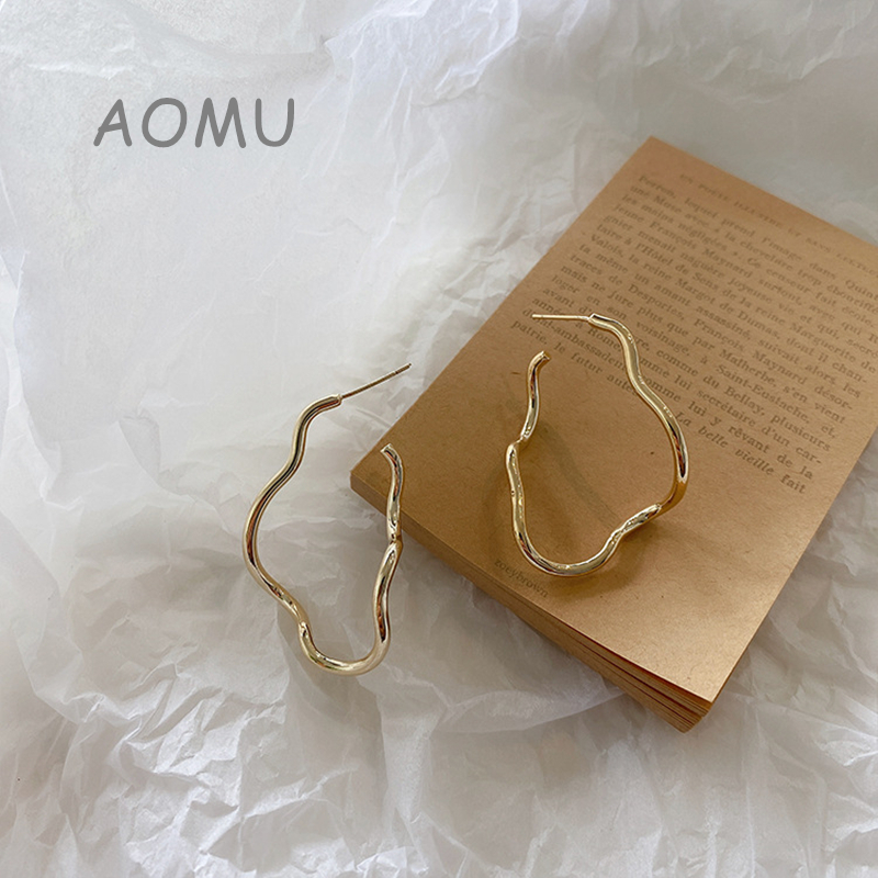AOMU S925 Pin Retro Irregular Geometric Hoop Earrings Metal Personality Twisted Dangle Earring for Women Party Jewelry 220716
AOMU S925 Pin Retro Irregular Geometric Hoop Earrings Metal Personality Twisted Dangle Earring for Women Party Jewelry 220716