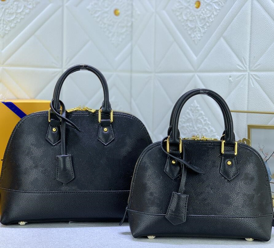 Classic Shell Bag Women Alma BB Handbags Designer Shoulder Bags Top Quality Embossing Messenger Crossbody Tote Purse Lady Clutch, Black 35*23*15cm
Classic Shell Bag Women Alma BB Handbags Designer Shoulder Bags Top Quality Embossing Messenger Crossbody Tote Purse Lady Clutch, Black 35*23*15cm