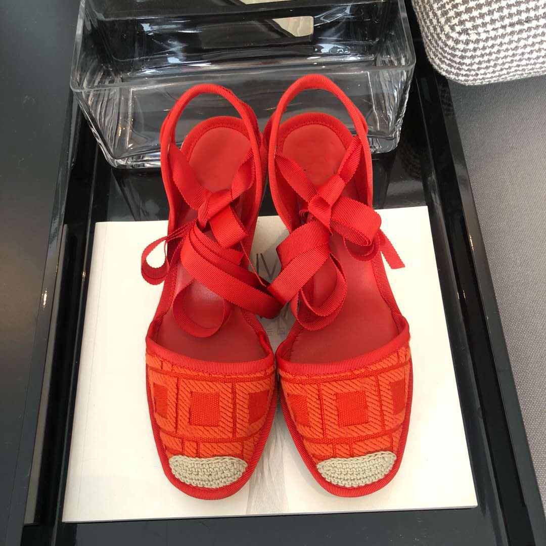 Designer-Top quality Summer fashion designer style ladies canvas shoes hand-woven wedge sandals female designer sandals 41 with box, Hunter green
Designer-Top quality Summer fashion designer style ladies canvas shoes hand-woven wedge sandals female designer sandals 41 with box, Hunter green