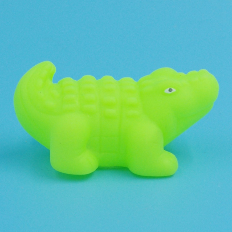 Mini Size Baby Cute Animals Bath Toy Swimming Water Toys Soft Rubber Float Squeeze Sound Kids Wash Play Funny Gift 1013