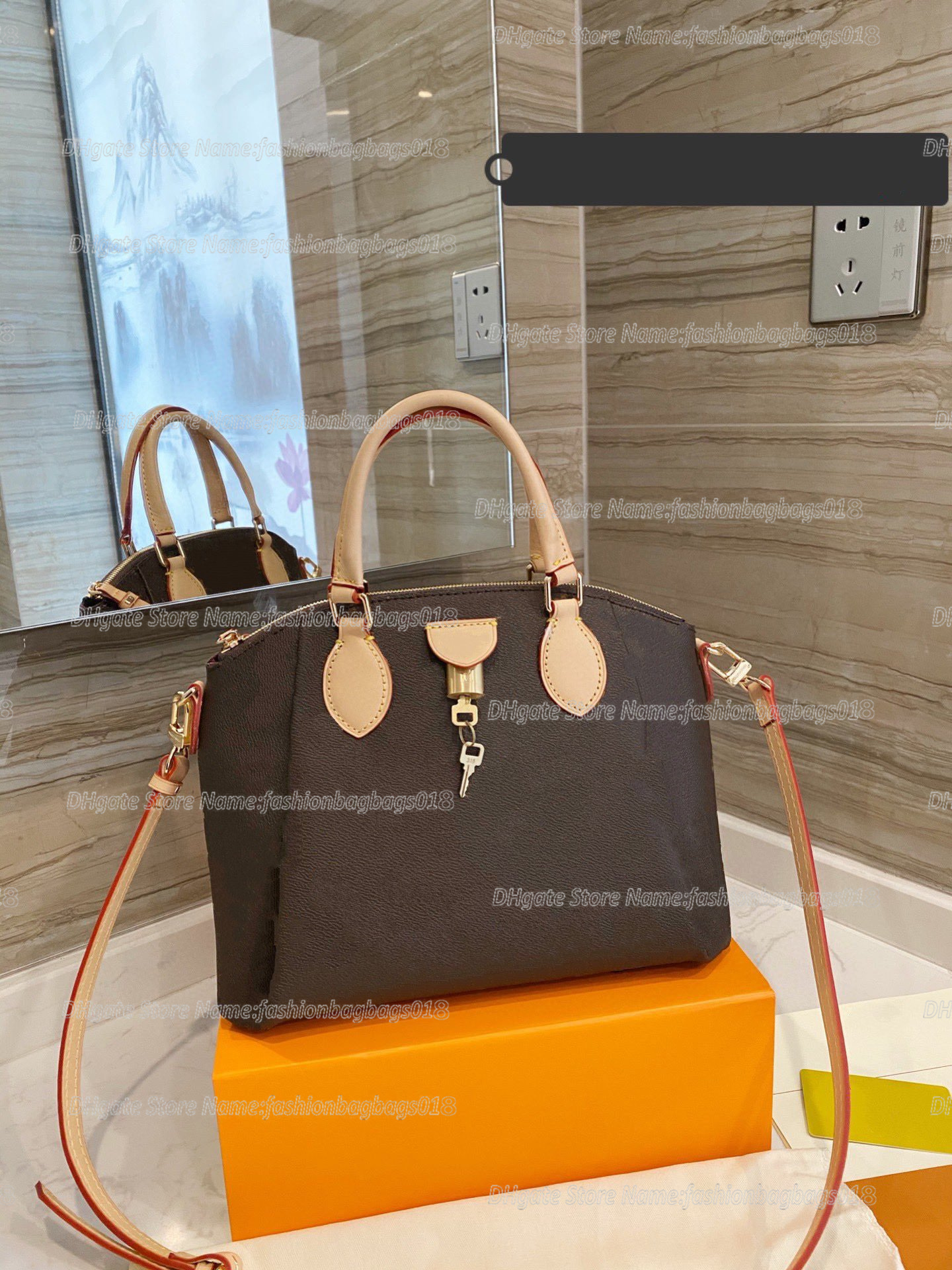 RIVOLI BB Designers Shoulder Bag Monograms Coated Canvas VVN Handle Handbag with Padlock VVN Strap Luxurys Cross Body M44543
RIVOLI BB Designers Shoulder Bag Monograms Coated Canvas VVN Handle Handbag with Padlock VVN Strap Luxurys Cross Body M44543