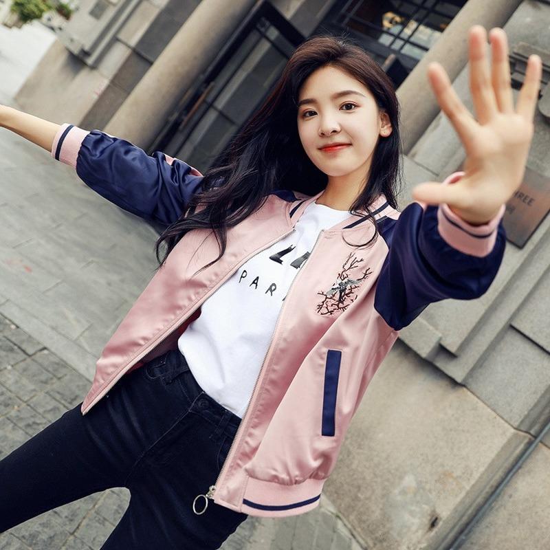 Women's Jackets Floral Embroidery Women Jacket Spring Autumn 2022 Harajuku Pilot Coat Casual Baseball Coats Sukajan Bomber E120Women's, Pink
Women's Jackets Floral Embroidery Women Jacket Spring Autumn 2022 Harajuku Pilot Coat Casual Baseball Coats Sukajan Bomber E120Women's, Pink