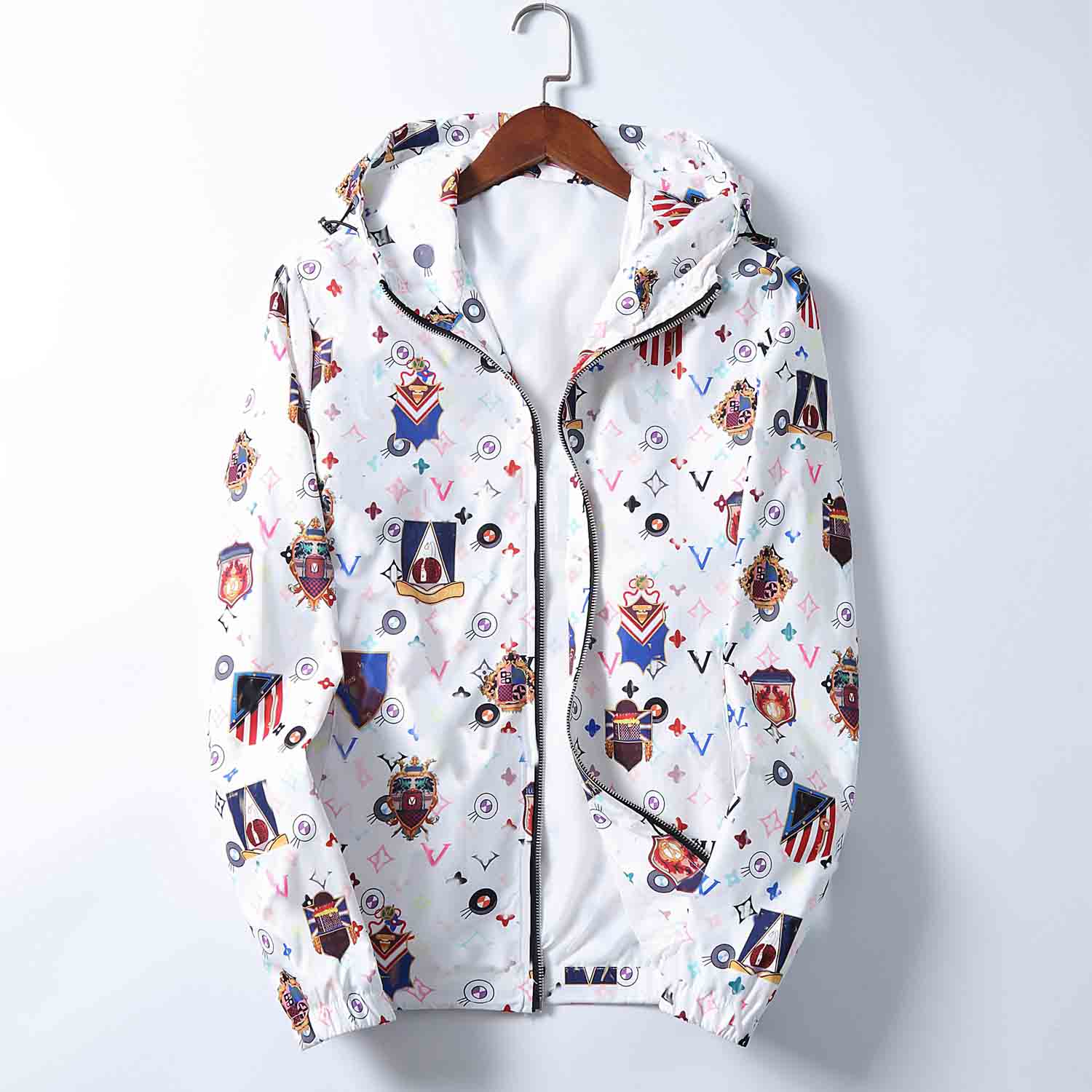 2022 HOT Men Women Designer Jacket Coat Sweatshirt Hoodie Long Sleeve Autumn Sports Zipper Windbreaker Mens Clothes Plus Size Hoodie
2022 HOT Men Women Designer Jacket Coat Sweatshirt Hoodie Long Sleeve Autumn Sports Zipper Windbreaker Mens Clothes Plus Size Hoodie