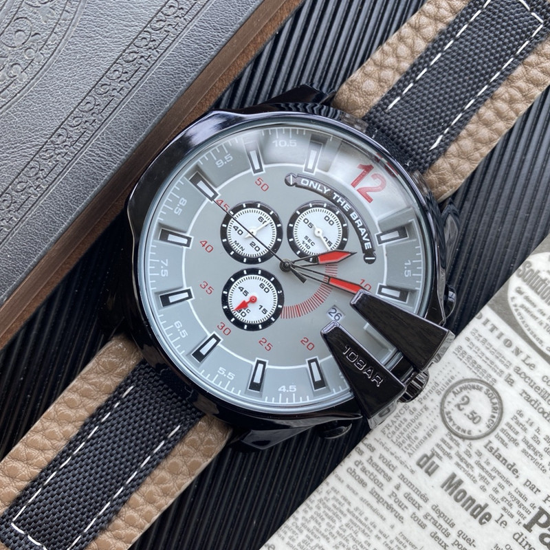 2022 high quality Men Luxury Watches Six stitches series All the dials work Mens quartz Watch Top brand leather Strap chronograph clock 52 mm diameter
2022 high quality Men Luxury Watches Six stitches series All the dials work Mens quartz Watch Top brand leather Strap chronograph clock 52 mm diameter