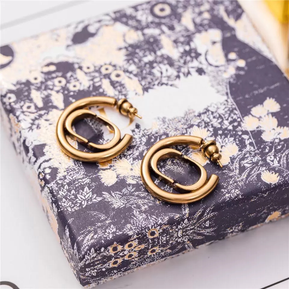 Fashion Gold Earrings Designer For Women Delicate Letter Ear Studs Luxurys Designers D Earring Simplicity Trend Earrings Jewellery
Fashion Gold Earrings Designer For Women Delicate Letter Ear Studs Luxurys Designers D Earring Simplicity Trend Earrings Jewellery