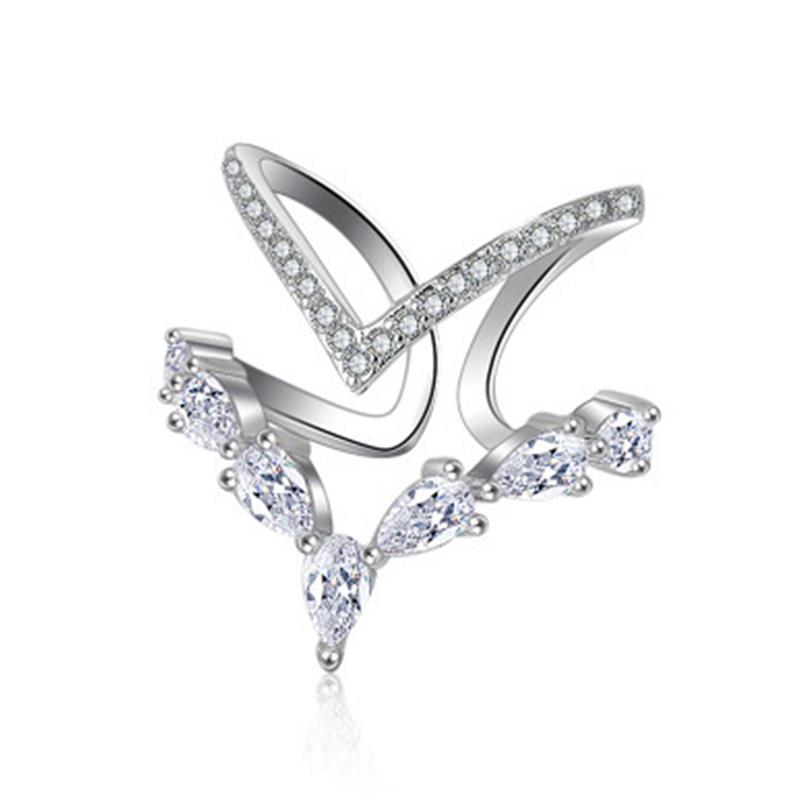 Simple silver ring geometric jewelry zircon ring wild micro-set water drop double-layer opening personality trend irregular ring
Simple silver ring geometric jewelry zircon ring wild micro-set water drop double-layer opening personality trend irregular ring