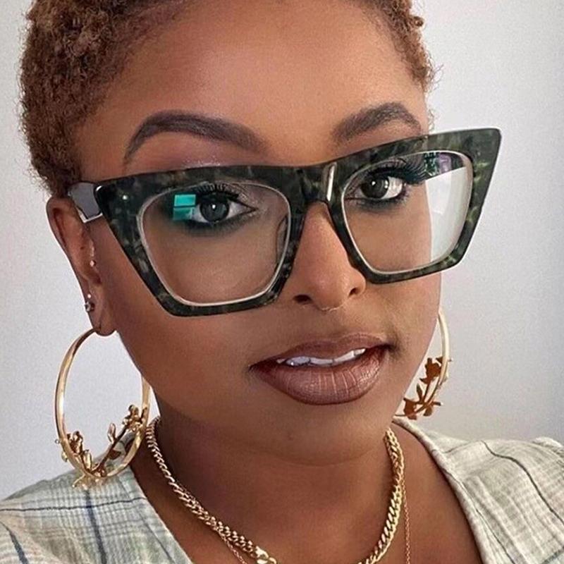Fashion Sunglasses Frames CLAP Classic Cat Eye Glasses Women Trendy Vintage Transparent Decorative Oversized Flat Top Eyeglasses Female
Fashion Sunglasses Frames CLAP Classic Cat Eye Glasses Women Trendy Vintage Transparent Decorative Oversized Flat Top Eyeglasses Female