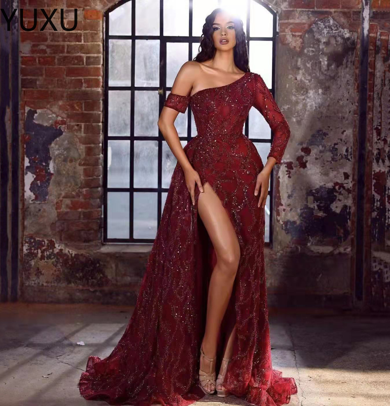 Sexy Black Evening Dresses Mermaid Puffy Long Sleeves High Split Satin Formal Party Prom Gowns Pleats 2022 Designer Celebrity Dress