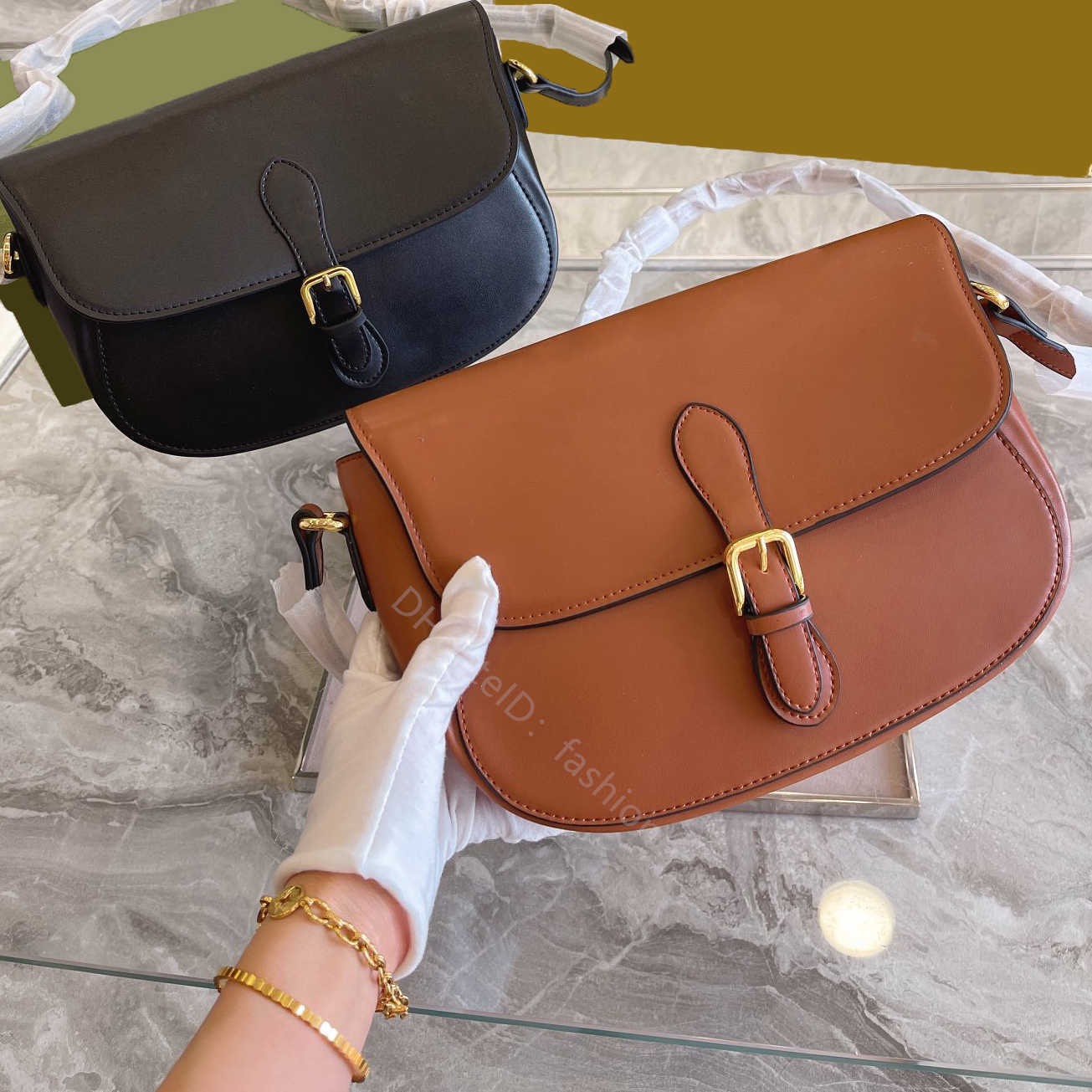 

fashion bags 2021 ss new Luxury Designer Handbags Saddle Totes letter plain shoulder cross body black brown hasp casual lady hot high, Color q
