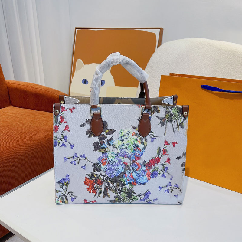 Flowers Ontheg Tote Bag Women Handbag Purse Message Shoulder Bags Coated Canvas Leather Trim Large Capacity Beach Bag Fashion Letters Interior Zipper Pocket, A dust bag
Flowers Ontheg Tote Bag Women Handbag Purse Message Shoulder Bags Coated Canvas Leather Trim Large Capacity Beach Bag Fashion Letters Interior Zipper Pocket, A dust bag