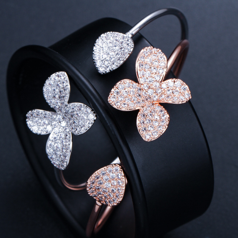 Choucong Wedding Bracelets Luxury Jewelry 18K White Rose Gold Fill Pave White Sapphire CZ Diamond Party Gemstones Women Open Adjustable Bangle For Lov